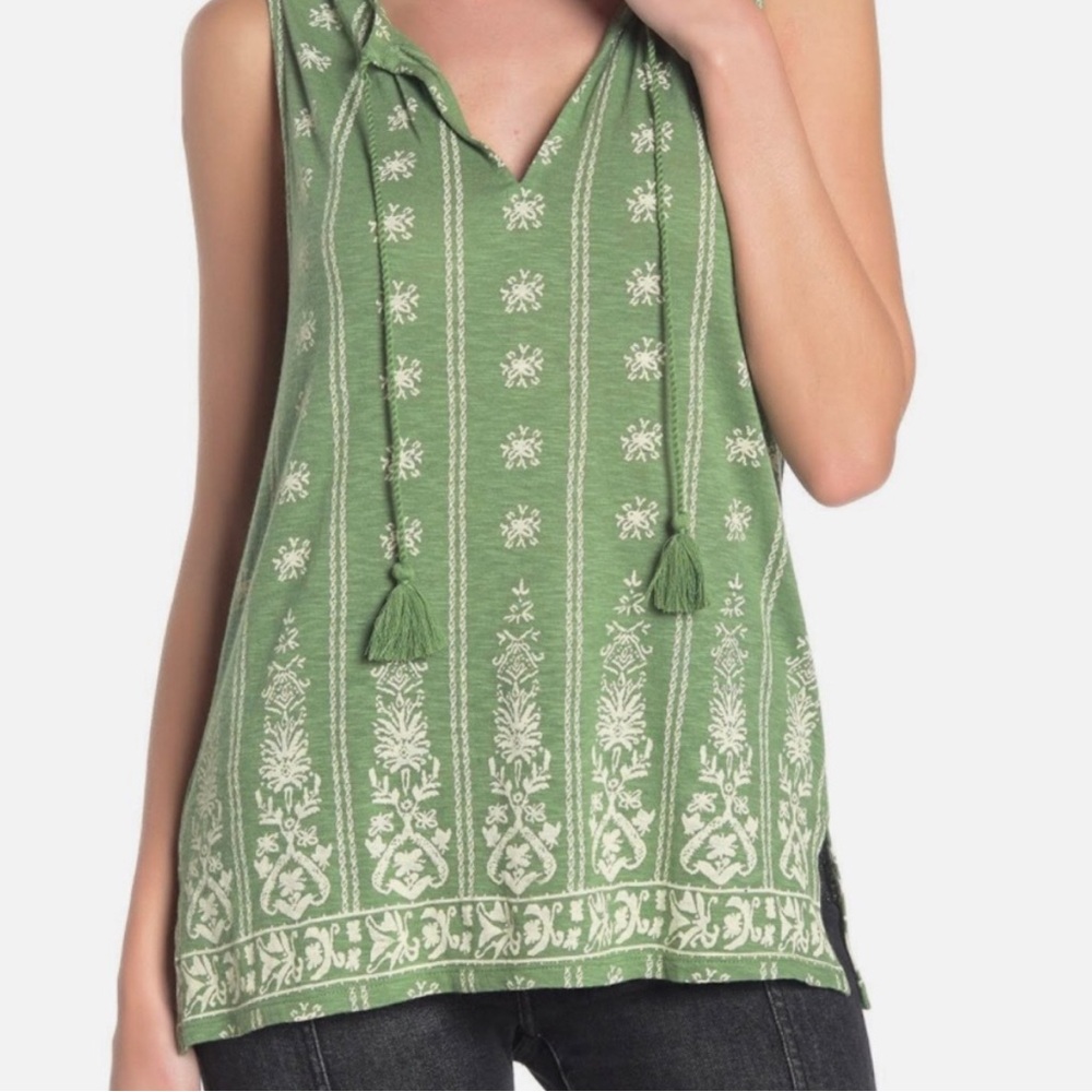 Lucky Brand Green Top with White Patterns